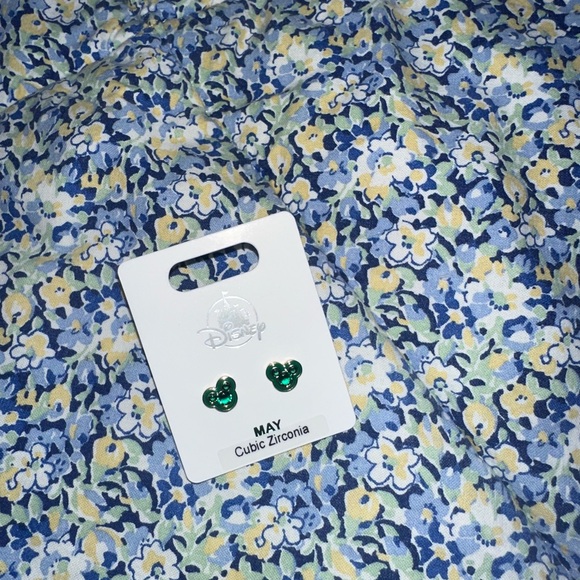 2025 Disney Parks May Birthstone Stud Earrings - Gold and Green CZ - Picture 2 of 3